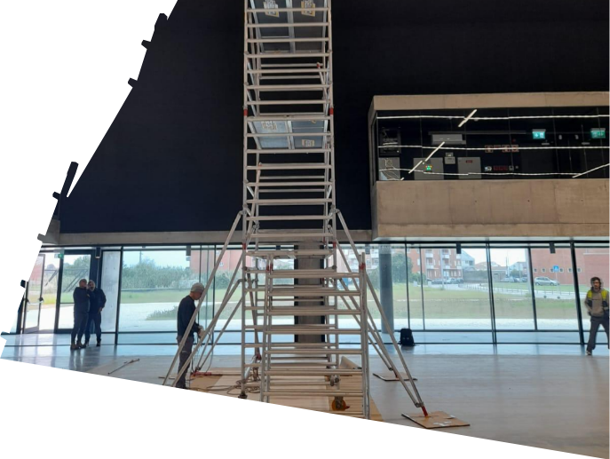 Montagem da Torre Handy 1.3 na Faculdade de Aveiro